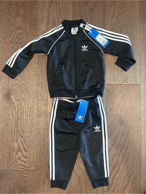 NWT Adidas Size 12 month Boy's 2 Piece Tracksuit Set